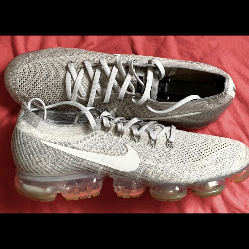 Nike Air VaporMax ‘Pale Grey”